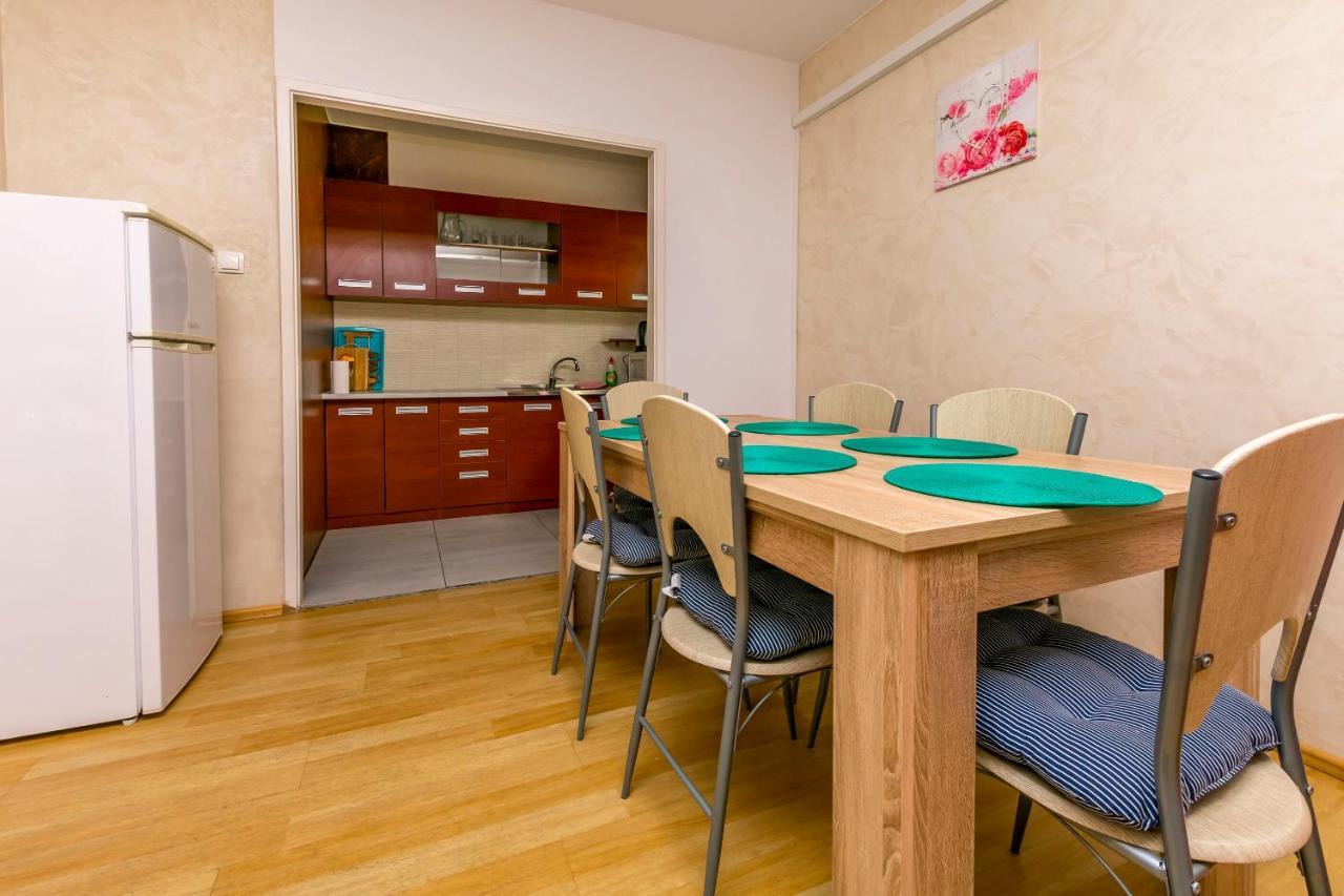 Apartments Olivera Rogoznica  Bagian luar foto