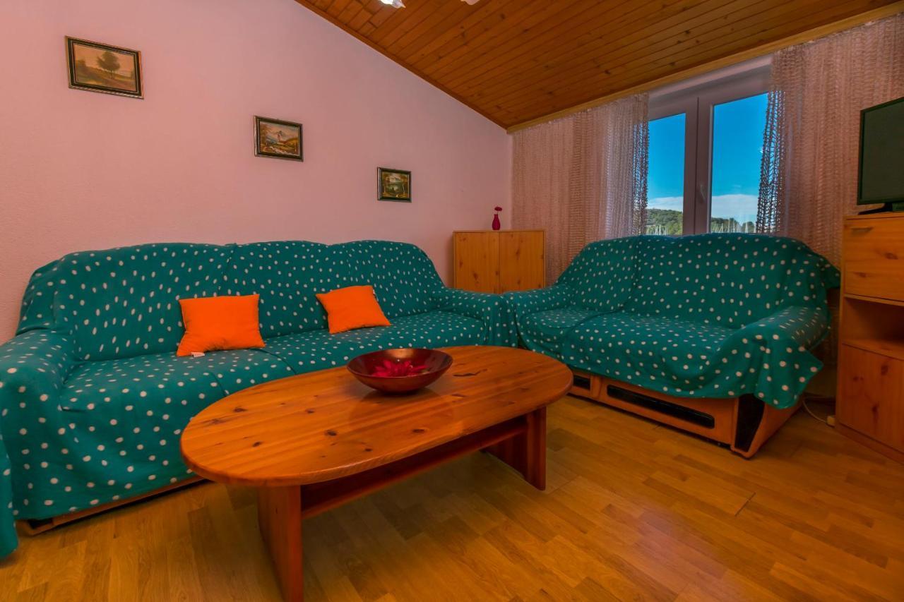 Apartments Olivera Rogoznica  Bagian luar foto