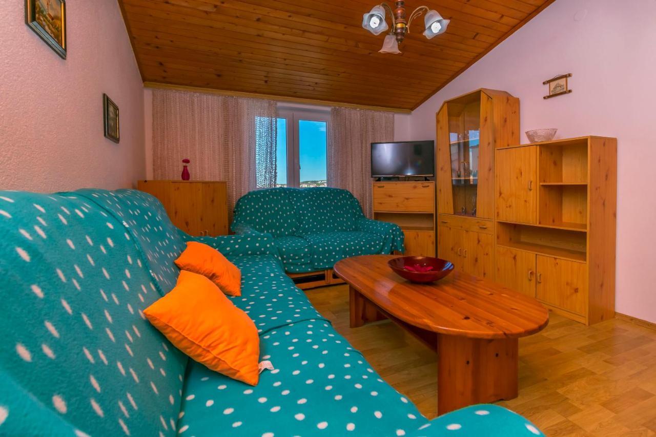 Apartments Olivera Rogoznica  Bagian luar foto