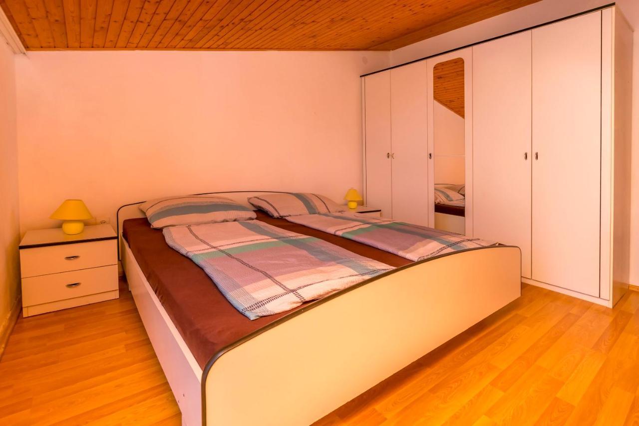 Apartments Olivera Rogoznica  Bagian luar foto