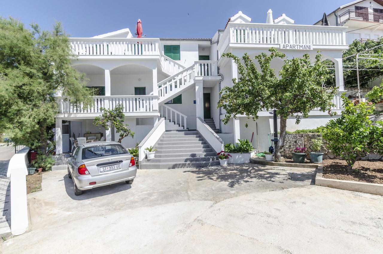 Apartments Olivera Rogoznica  Bagian luar foto