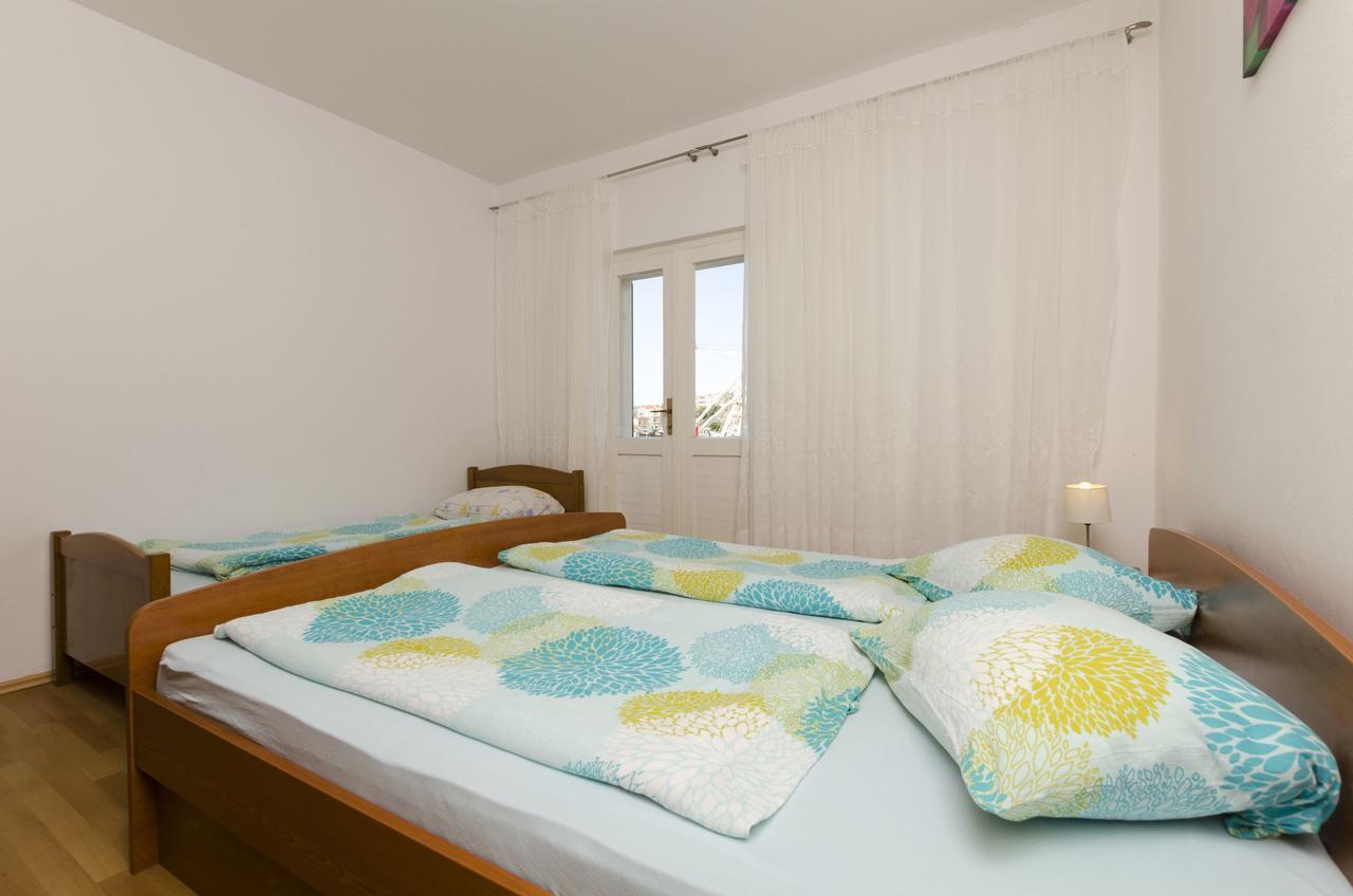 Apartments Olivera Rogoznica  Bagian luar foto